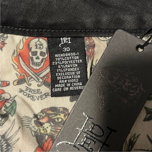 Y2K Ed Hardy Women's Biker Chic Black Denim Tiger head Slim Flare Jean Size: 30 - Picture 9 of 12